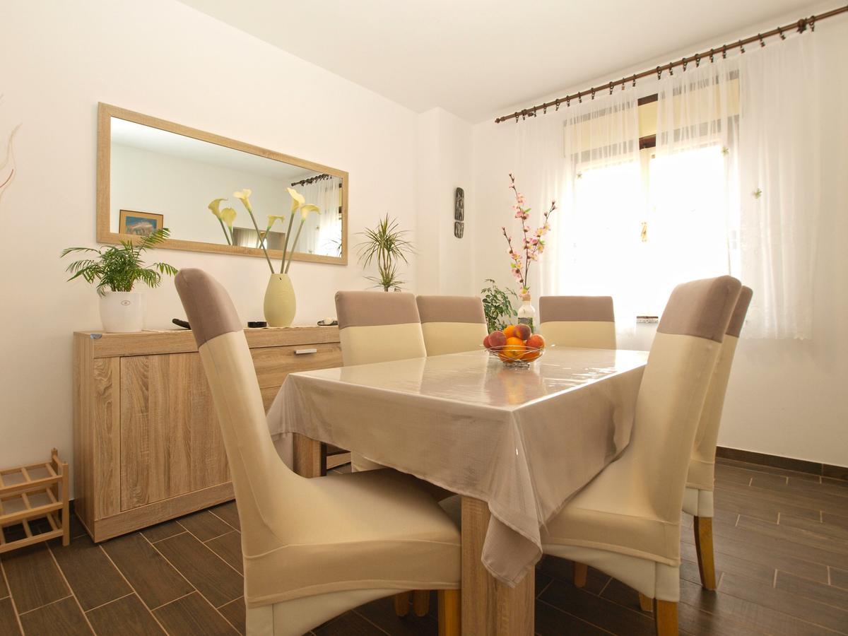 Apartment Luciano 1540 Póla Kültér fotó