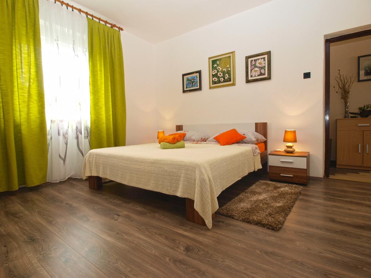 Apartment Luciano 1540 Póla Kültér fotó
