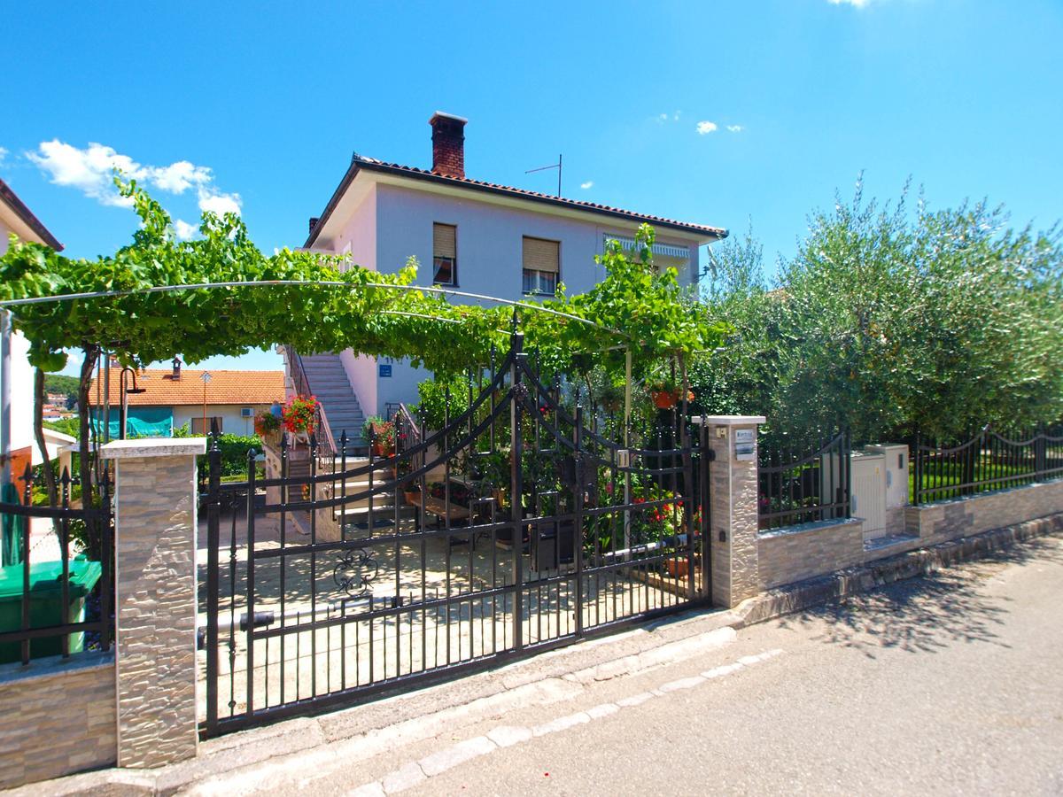 Apartment Luciano 1540 Póla Kültér fotó